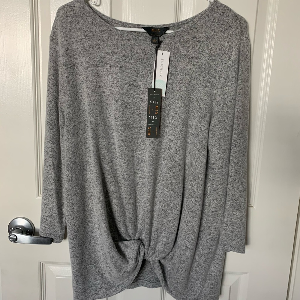 MIX by 41 Hawthorn Top, Gray, NWT L